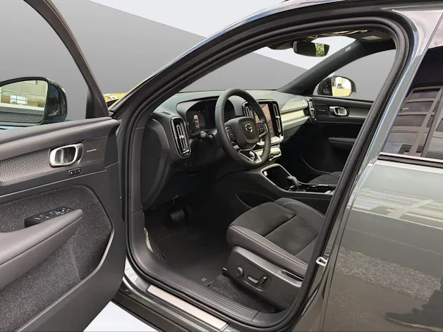 Volvo EX40 Twin XCENTRIC Edition AWD