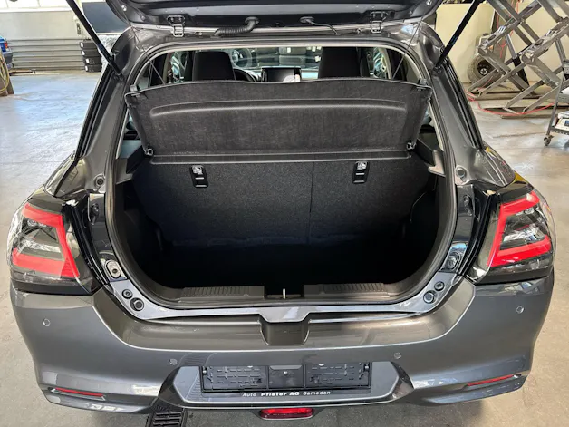 Suzuki Swift 1.2 Compact+ Hybrid 4x4