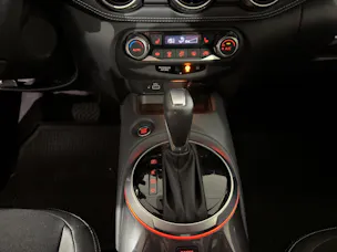 Nissan Juke 1.0 DIG-T tekna DCT