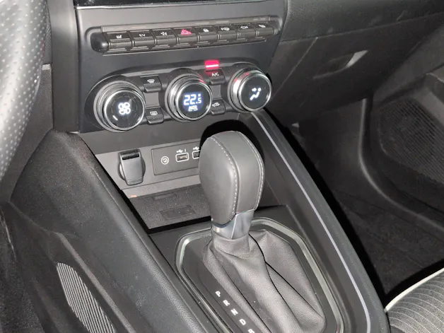 Mitsubishi COLT 1.6 HEV Instyle