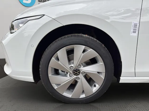 VW Golf Variant 1.5 eTSI mHEV Style