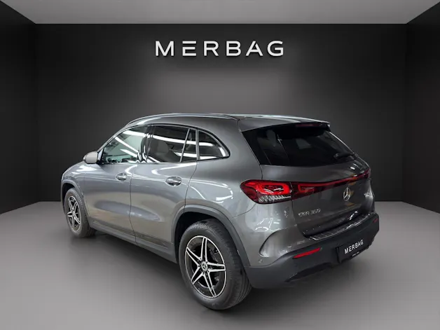 Mercedes-Benz EQA 350 4M Swiss Star