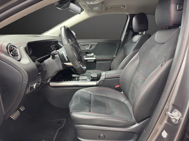 Mercedes-Benz EQA 350 4M Swiss Star