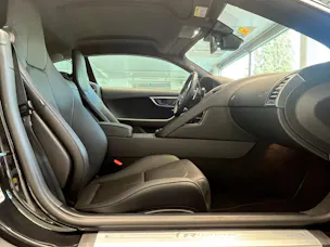 Jaguar F-Type Coupé 5.0 V8 R-Dynamic Black Automatik AWD