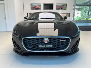Jaguar F-Type Coupé 5.0 V8 R-Dynamic Black Automatik AWD
