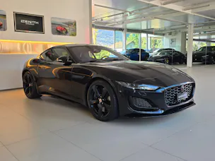 Jaguar F-Type Coupé 5.0 V8 R-Dynamic Black Automatik AWD