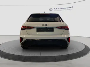 Audi A3 Sportback 35 TFSI S line Attraction S-tronic