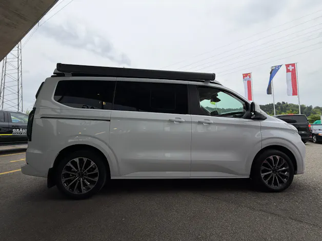 Ford Transit Custom Nugget 320 L1H1 Aut. Titanium