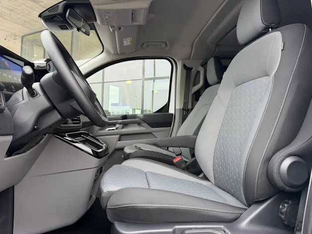 Ford Transit Custom Nugget 320 L1H1 Aut. Titanium