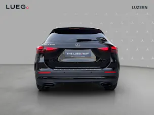 Mercedes-Benz GLA 200 Night Star 7G-DCT