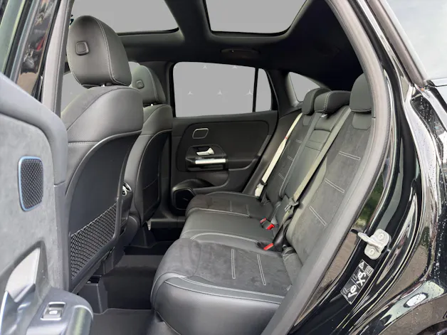 Mercedes-Benz GLA 200 Night Star 7G-DCT