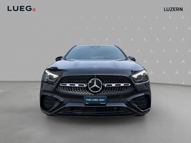 Mercedes-Benz GLA 200 Night Star 7G-DCT
