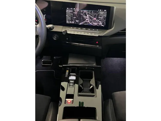 Opel Astra 1.6 PHEV Turbo GSe A