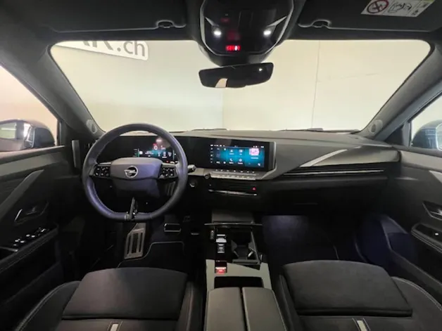Opel Astra 1.6 PHEV Turbo GSe A