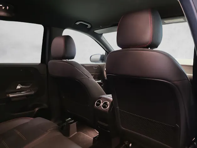 Mercedes-Benz B-CLASS W247 B 220 AMG Line 4