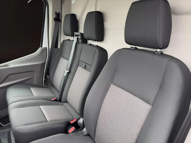 Ford E-Transit Van 350 L3 Basis RWD 68kWh