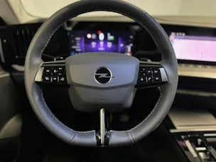 Opel Astra 1.6 PHEV Turbo Swiss A
