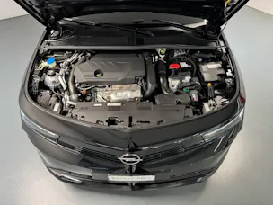 Opel Astra 1.6 PHEV Turbo Swiss A