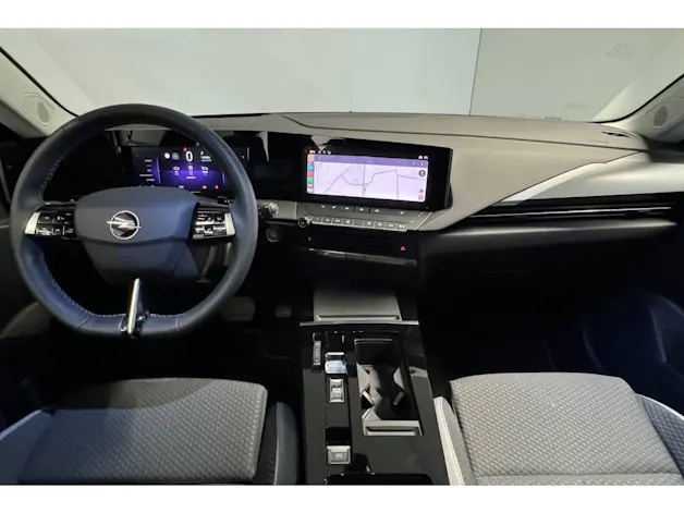 Opel Astra 1.6 PHEV Turbo Swiss A