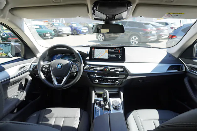 BMW 530e xDrive Touring Steptronic