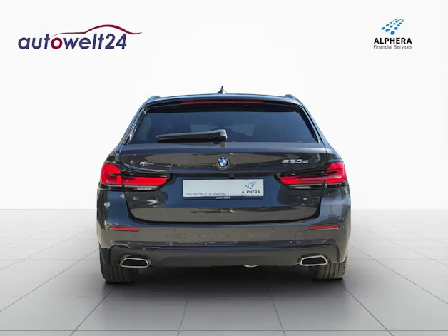 BMW 530e xDrive Touring Steptronic