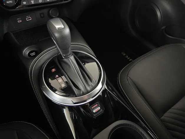 Nissan Juke 1.6 FHEV Tekna
