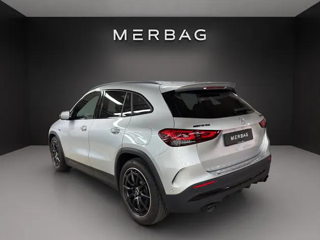 Mercedes-Benz GLA 35 AMG 4Matic