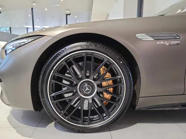 Mercedes-Benz SL 63 AMG