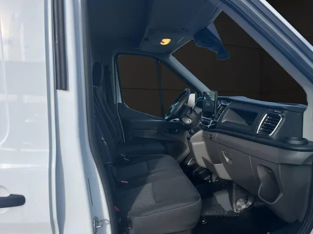 Ford E-Transit Van 350 L3 Trend RWD 68kWh