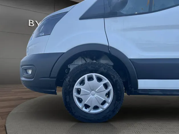 Ford E-Transit Van 350 L3 Trend RWD 68kWh