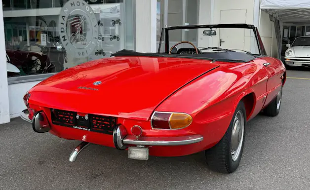 Alfa Romeo Spider Duetto 1300 Junior