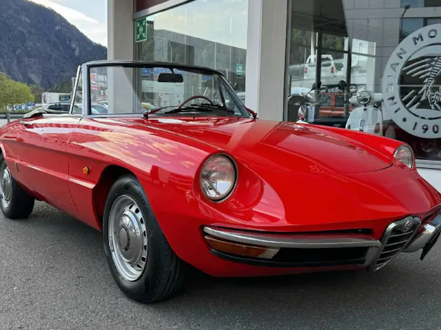 Alfa Romeo Spider Duetto 1300 Junior