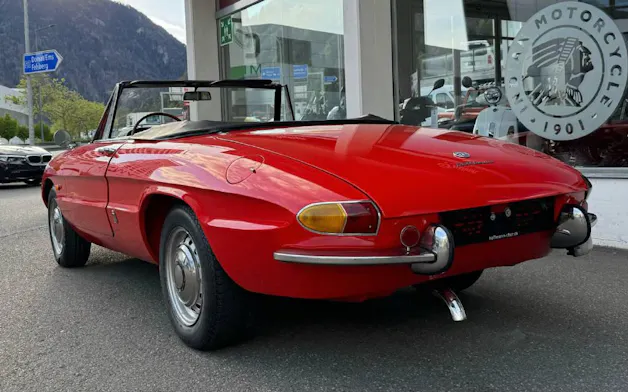 Alfa Romeo Spider Duetto 1300 Junior