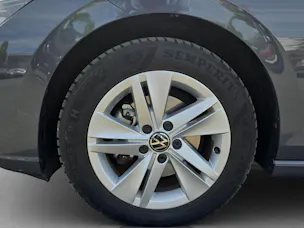 VW Golf 8 2.0 TDI Life DSG