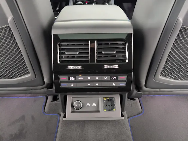 VW Touareg 3.0 TSI eHybrid R Tiptronic