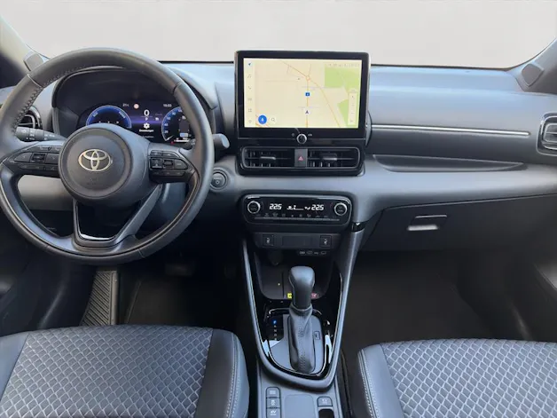 Toyota Yaris 1.5 Premiere Edition e-CVT