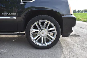 Cadillac Escalade 6.0 Hybrid Platinum Edition