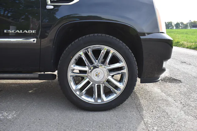 Cadillac Escalade 6.0 Hybrid Platinum Edition