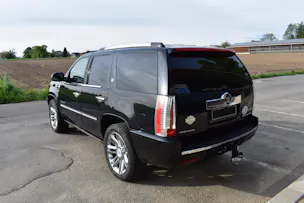 Cadillac Escalade 6.0 Hybrid Platinum Edition