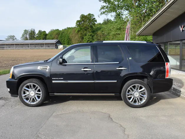 Cadillac Escalade 6.0 Hybrid Platinum Edition