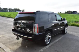 Cadillac Escalade 6.0 Hybrid Platinum Edition