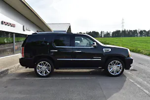 Cadillac Escalade 6.0 Hybrid Platinum Edition