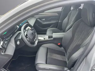 Peugeot 308 e GT 54kWh