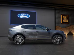 Ford Capri Extended Range (79 kWh) Premium AWD 4x4 AUTOMAT