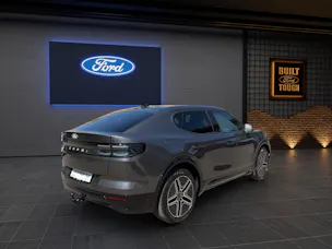 Ford Capri Extended Range (79 kWh) Premium AWD 4x4 AUTOMAT