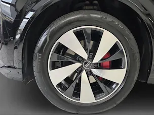 Audi Q6 e-tron quattro