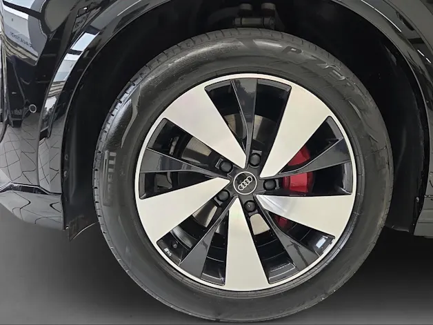 Audi Q6 e-tron quattro