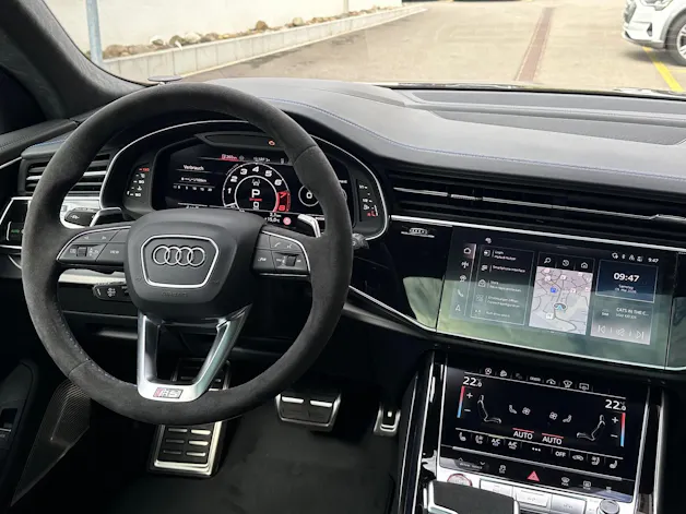 Audi RSQ8 performance quattro