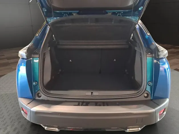 Peugeot 2008 1.2 145 MHEV Style