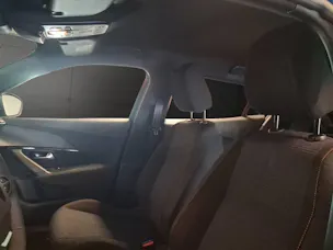 Peugeot 2008 1.2 145 MHEV Style